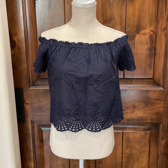 Hollister Tops - Hollister top XS.